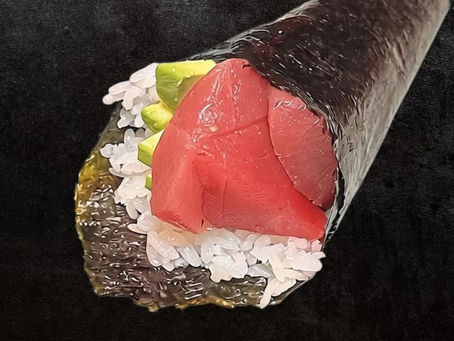 Tuna Hand Roll*.