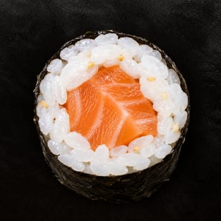 Salmon Roll*